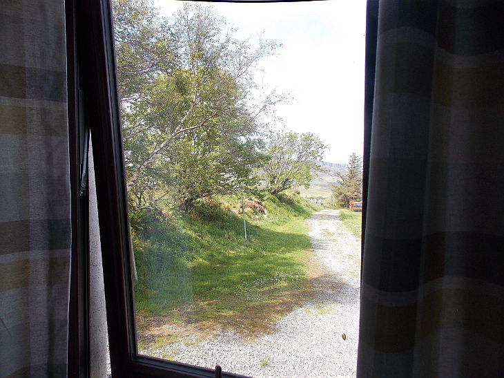 cottage_window